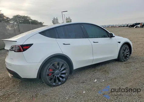 2022 Tesla Model Y from USA, damaged, VIN 7SAYGDEF9NF359488